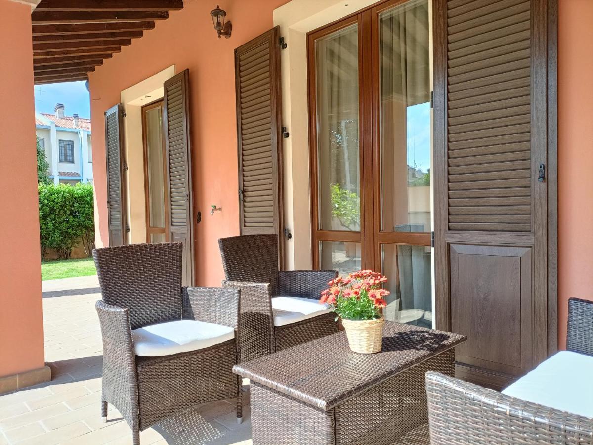 Casa Emilia - Appartamento Per Vacanze - Foligno Esterno foto